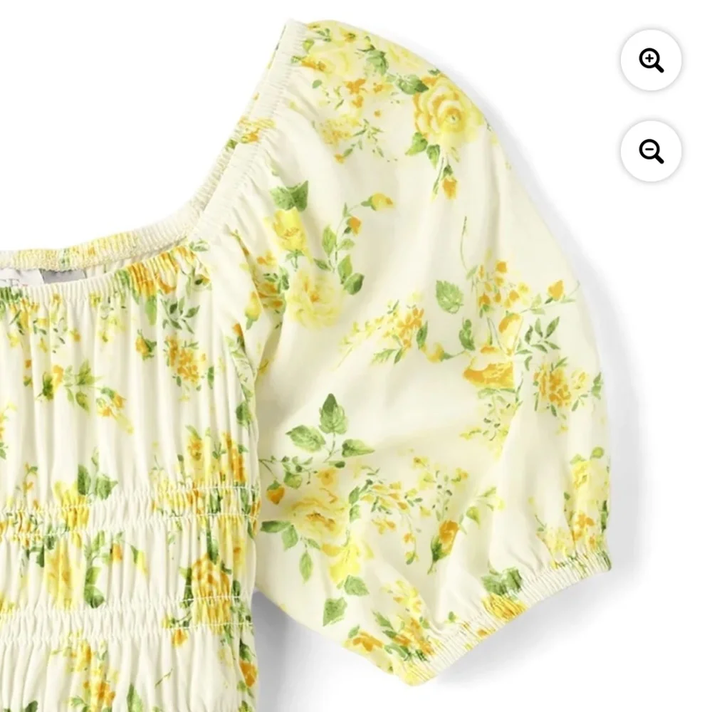 The Childrens Place floral puffed